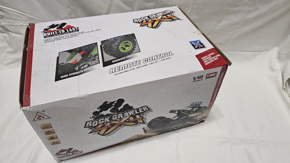 Машинка на пульту