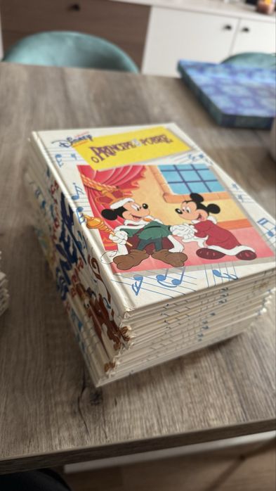 Coleção 25 livros Disney com Audio Cassetes