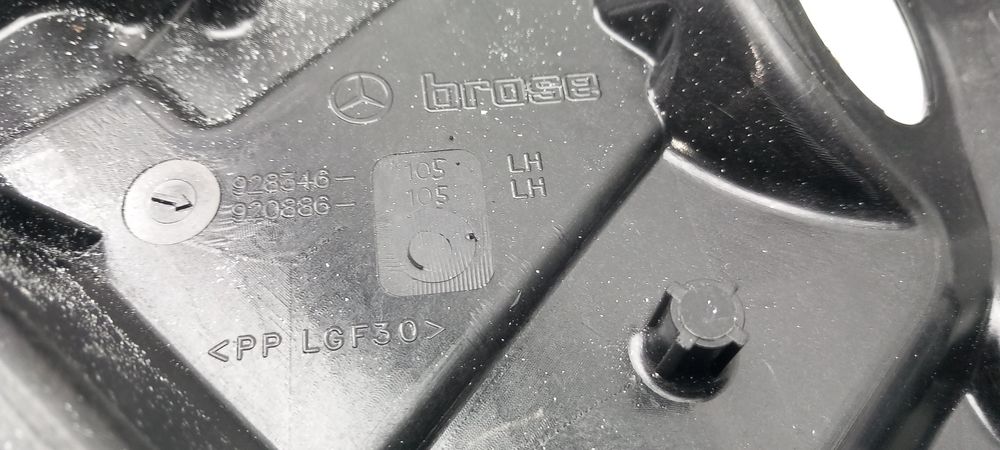 Elevador vidros trás esquerdo MERCEDES-BENZ GLA (X156)