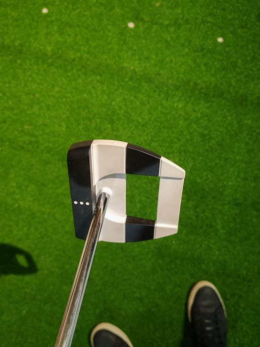 Putter Odyssey Jailbird Square 2