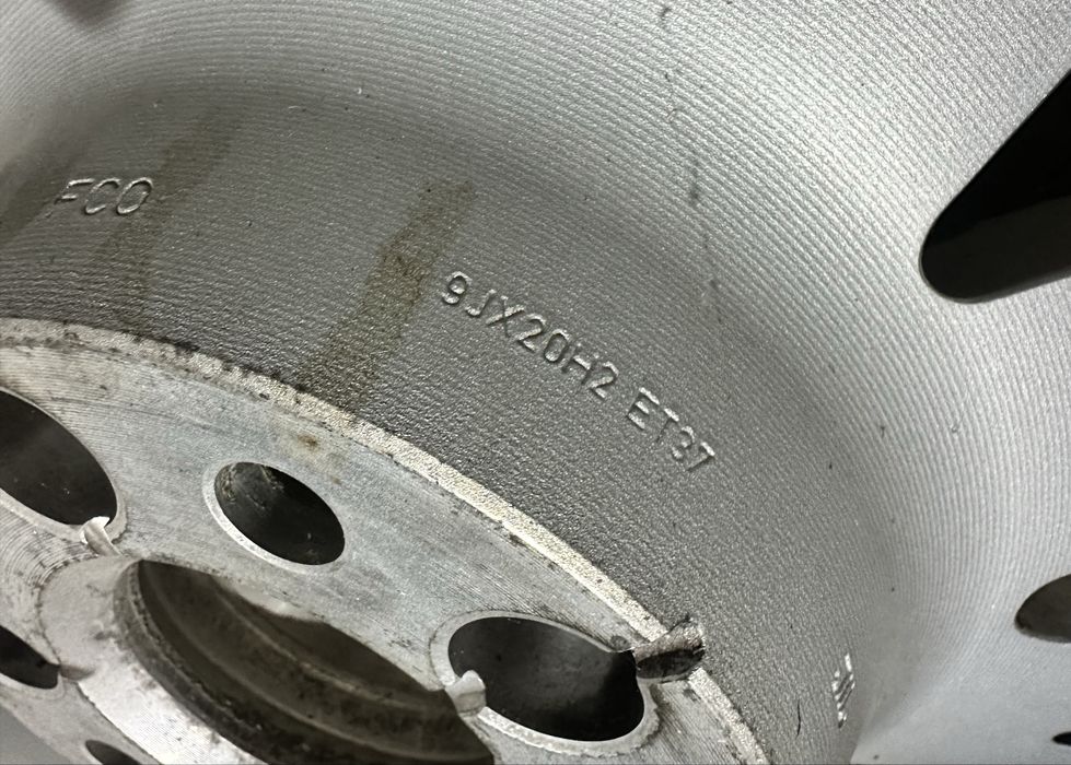 Диск Audi оригінальний кований R 20 поштучно