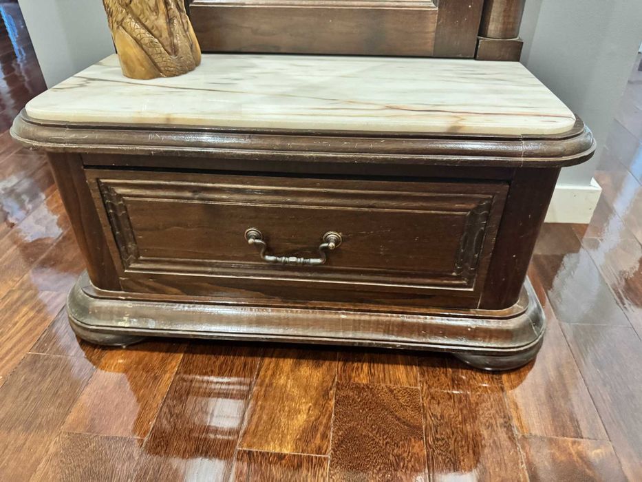 Penteador com espelho