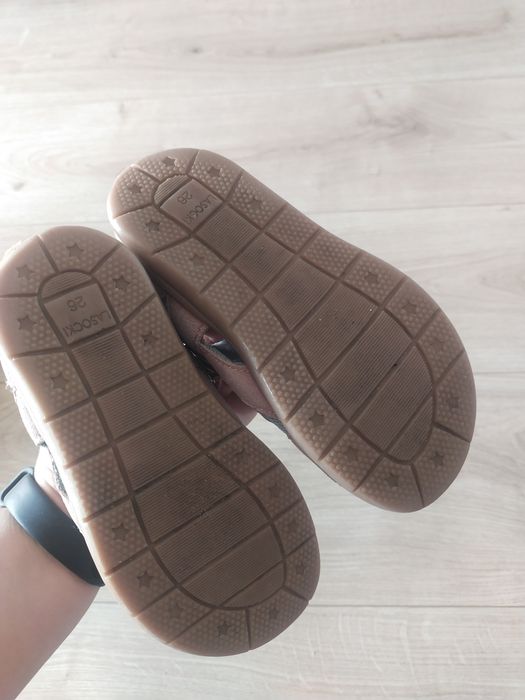 Różowe sandały dziewczęce Lasocki 26