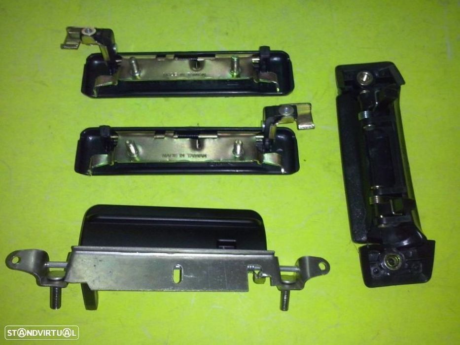 Puxadores de portas Toyota Hiace Lh50 e Lh51 NOVOS
