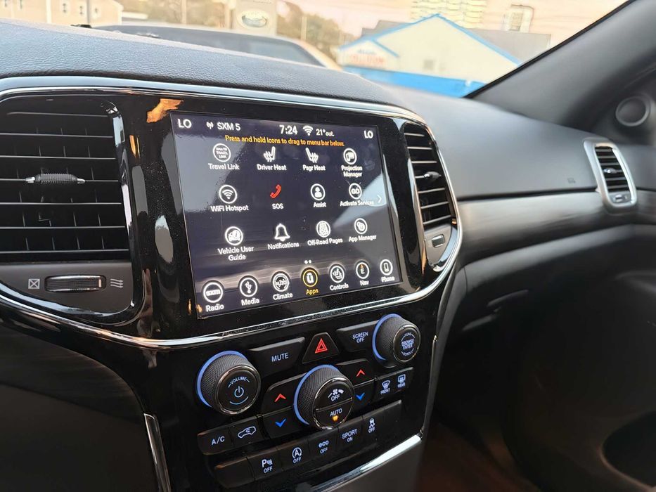 Jeep Grand Cherokee      2020