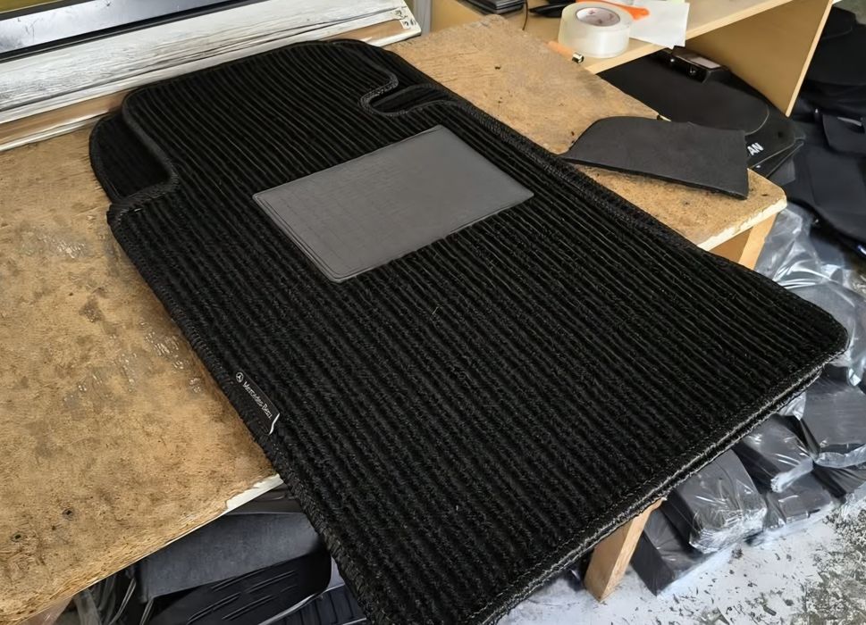 Tapetes NOVOS para Mercedes 190 w201