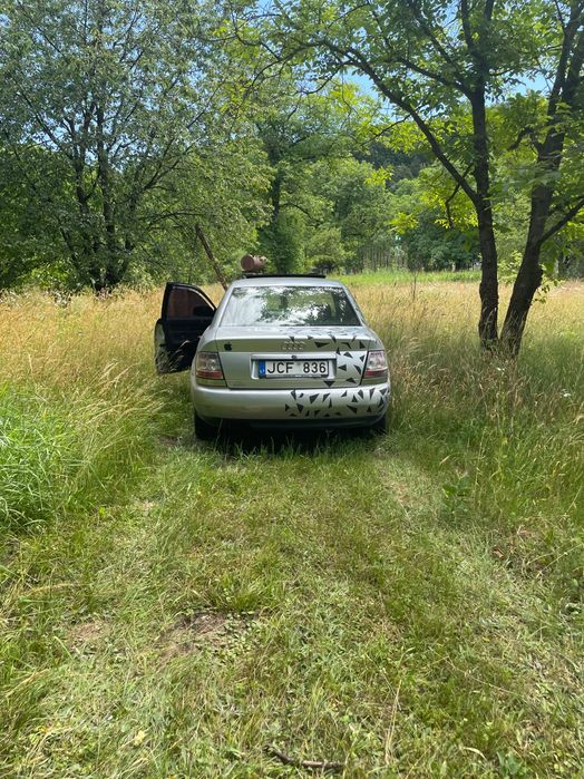 Продам автомобіль марки ауді