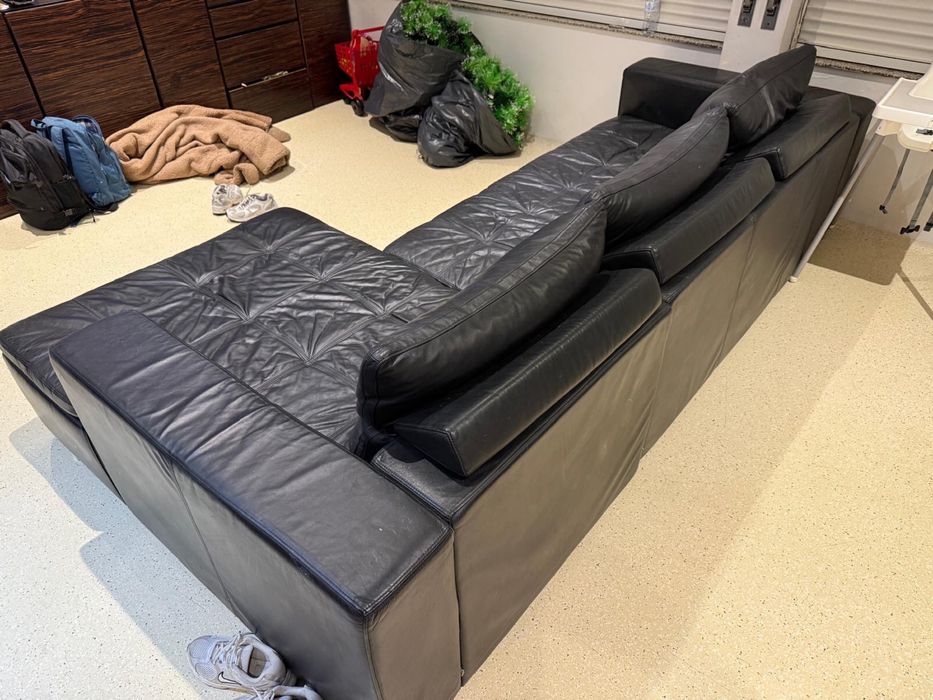 Sofa de sala em pele