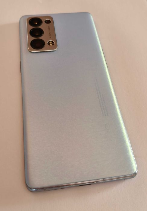 Oppo Reno6 Pro 5G - idealny