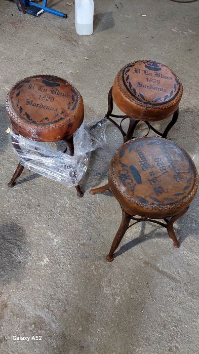 Bancos em exelente estado