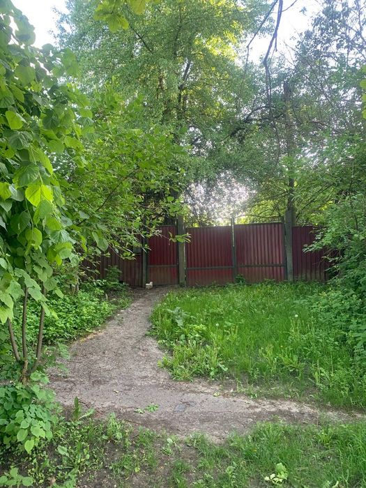 Продаж будинку з ділянкою у 181 кв м