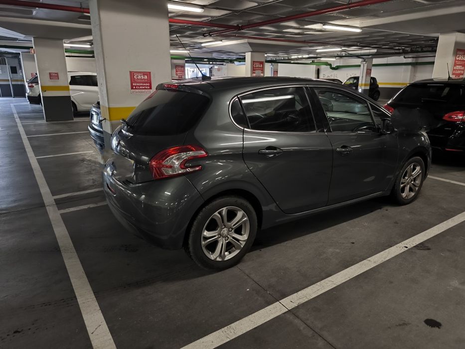 Peugeot 208 allure