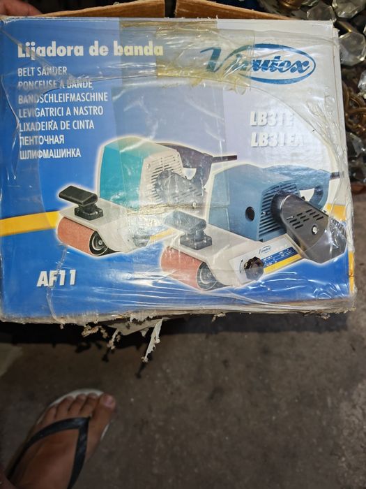 Vendo afagadora muito pouco uso...