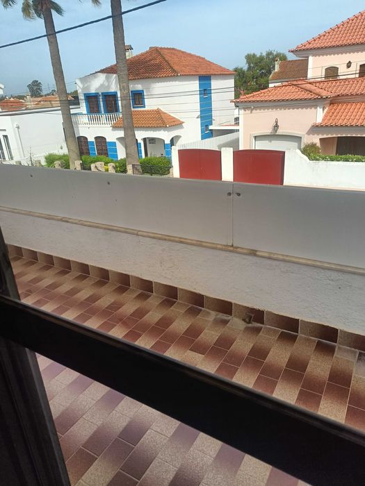 Arrenda se moradia bifamiliar Padre Nabeto