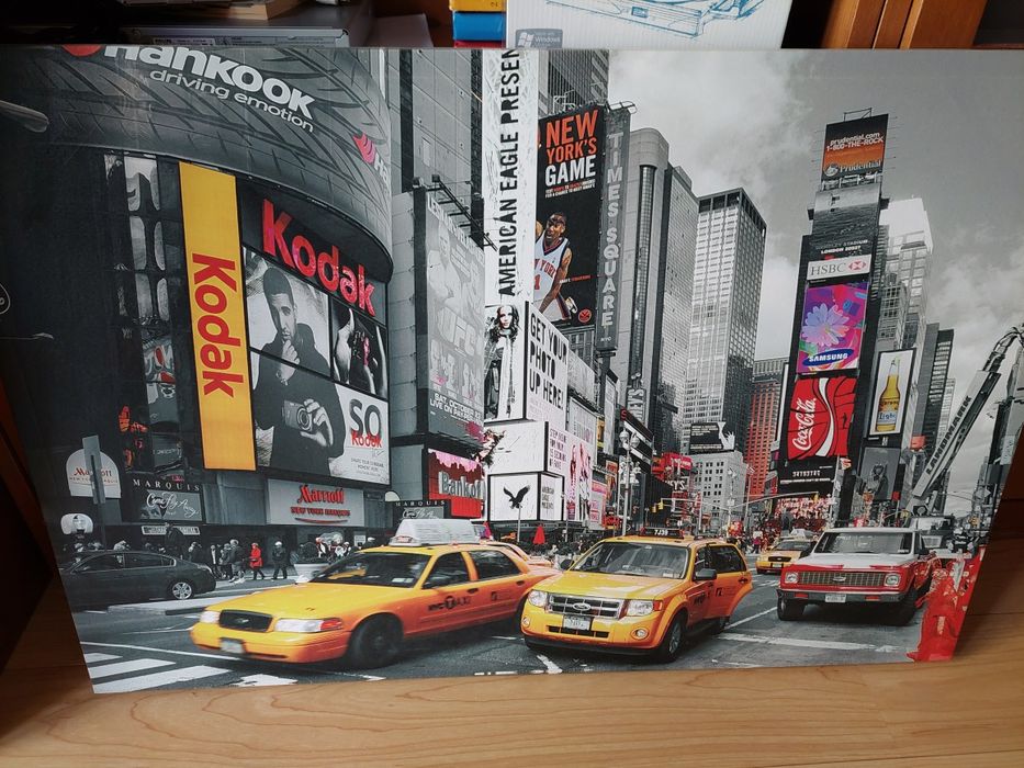 Dois quadros Times Square, em ótimo estado