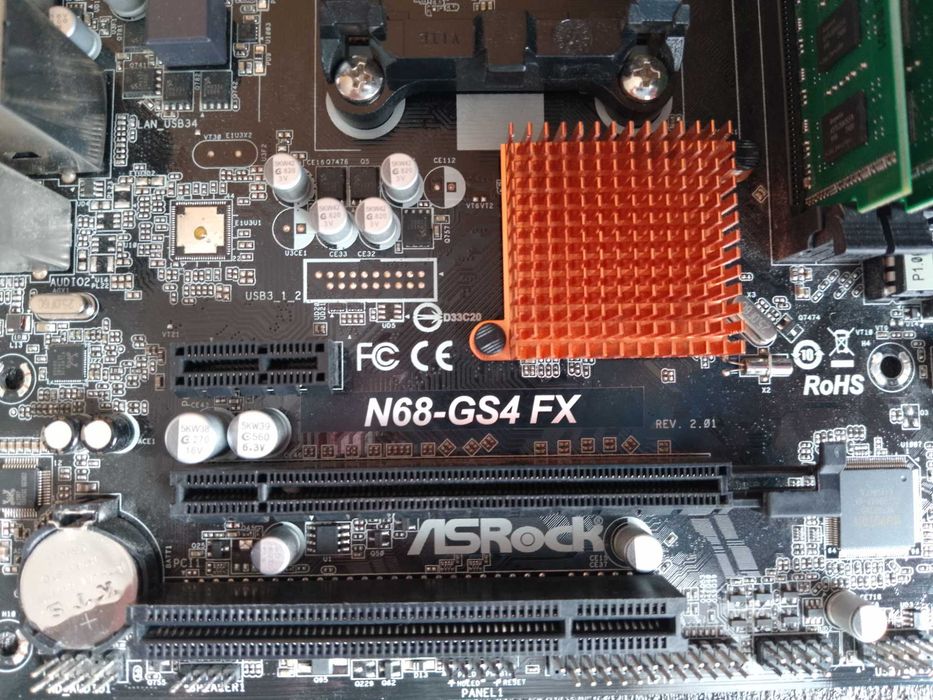 Комплект AM3/AM3+ ASRock N68-GS4 FX R2.0, 8gb ddr3, Athlon 2 x2 240