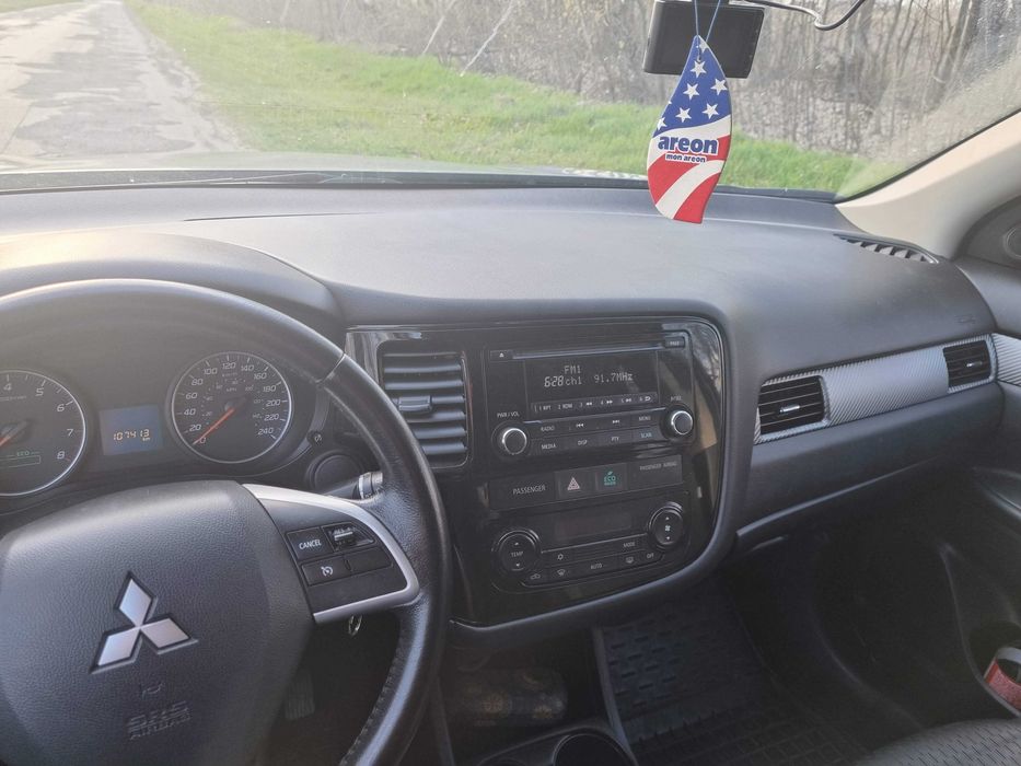 Mitsubishi Outlander 3 2014