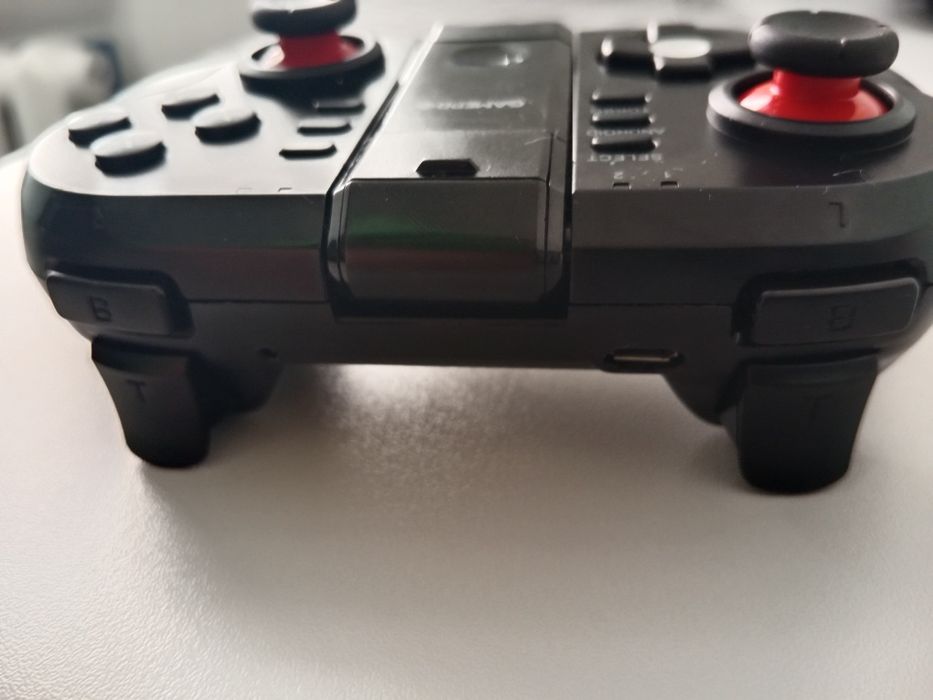 Бездротовий геймпад GamePro Bluetooth Android/iOS Black (MG680)