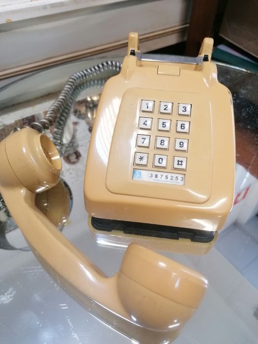 Telefone de teclas Bege
