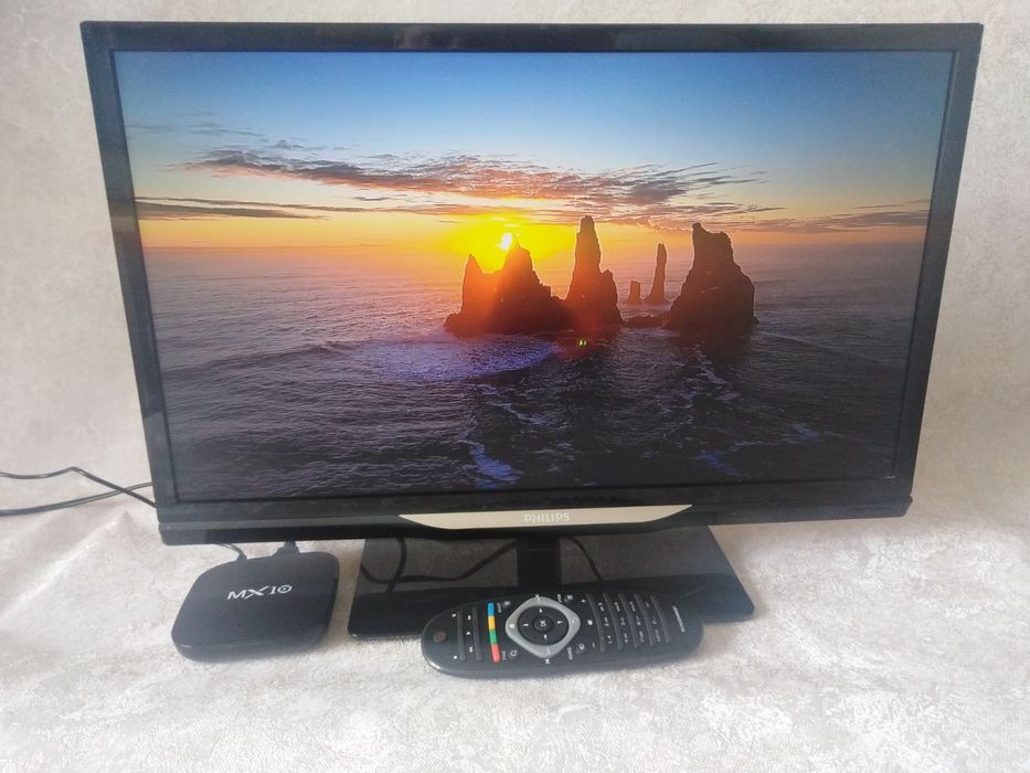 Телевізор Philips 22 дюйма, смарт ТВ.