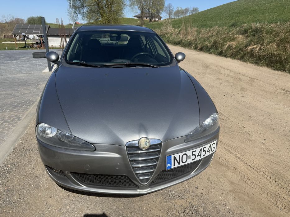 Sprzedam Alfa 147 1,6 z gazem