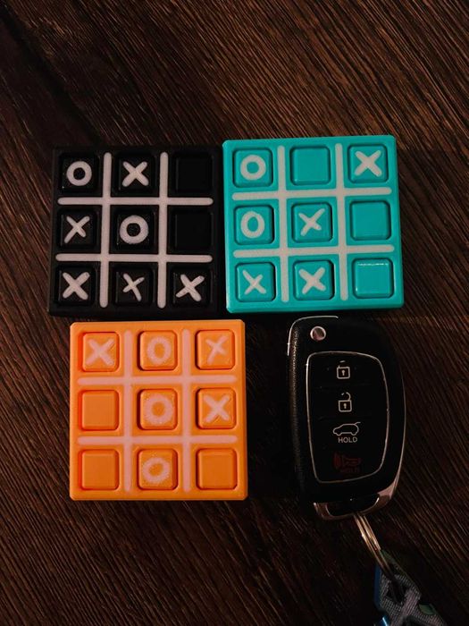 Chaveiro Jogo da Velha – Colorido, Portátil e Divertido