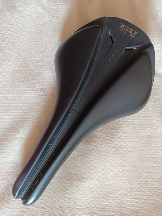 Siodełko Fizik Antares R5 versus evo
