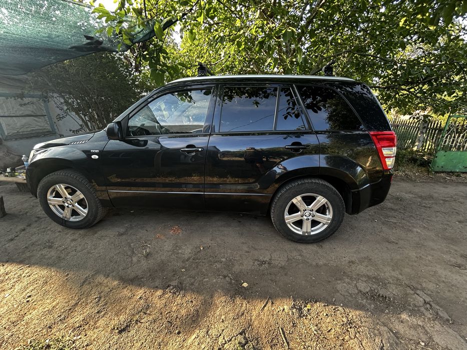 Сузукі гранд вітара