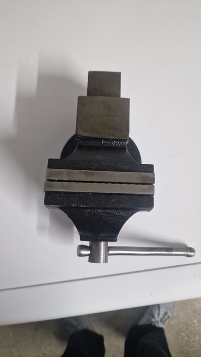 Torno de bancada 100mm