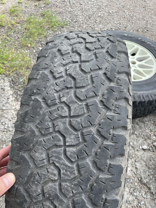 диски 5x114.3 R15 J7 ET31 Jeep xj zj резина 30/9.5 R15