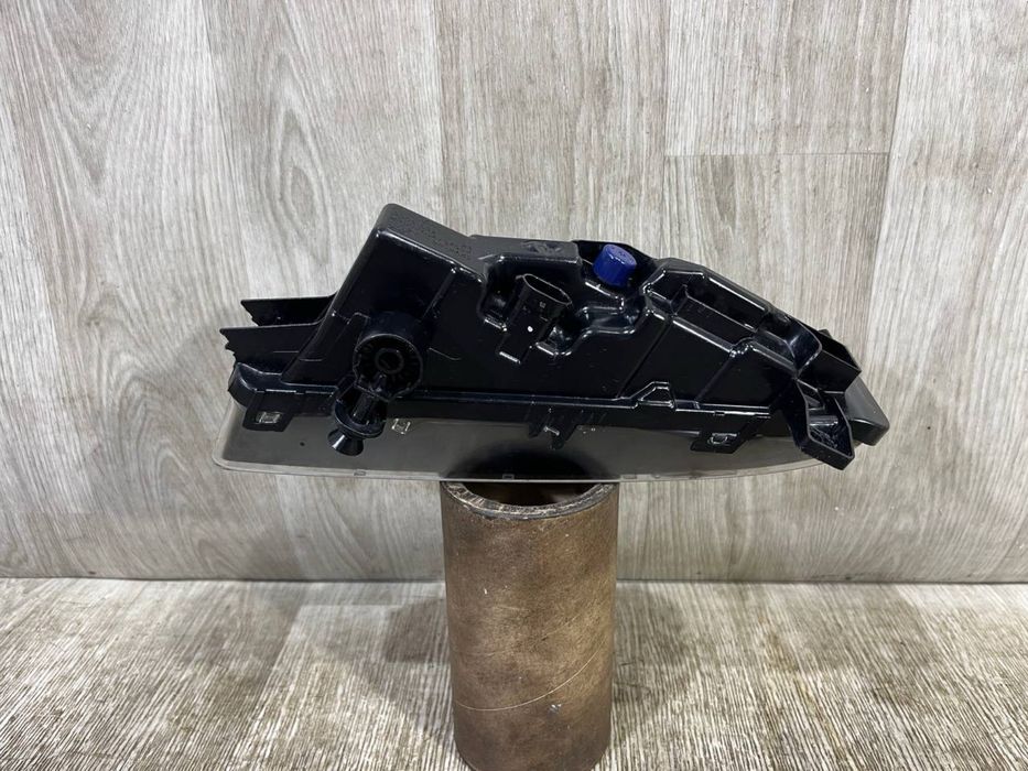 Противотуманка правая BMW 5 G30 G31 / G32 GT ( 2017 - 2020 г. ) Галоген 89250243