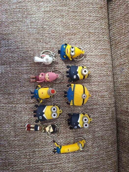 Равлик Боб ( різні колекції,міньони)