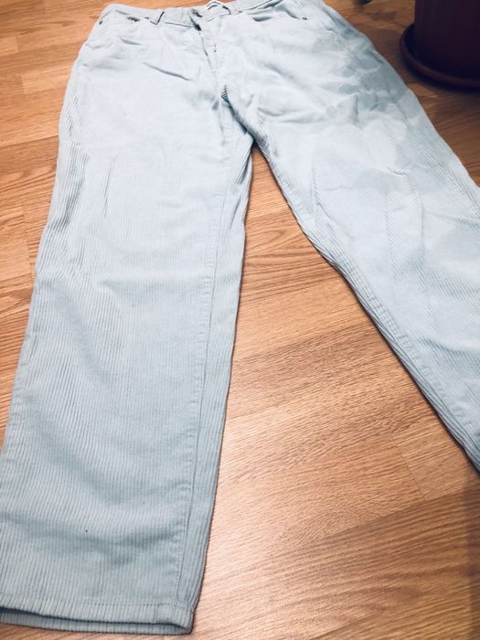 Штани брюки мом вельветові на дівчину бренд pull&bear