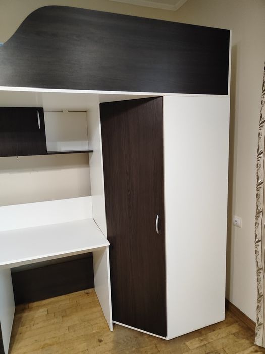 Ліжко горище зі шафою та столом,з матрацом ,  дитяче ліжко , меблі у дитячу