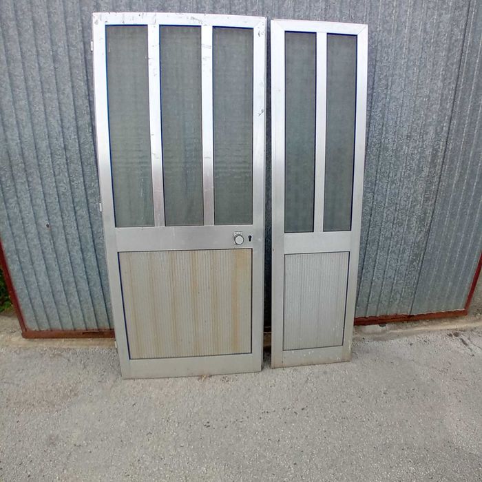 3 portas de alumínio