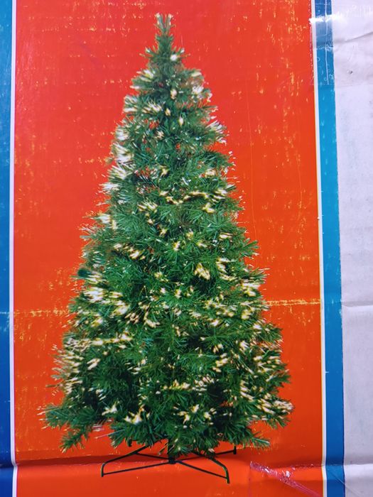 Árvore de natal com fibra ótica nova