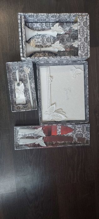 Продам свадебный набор, бокалы, приборы, книга, ручка коллекция