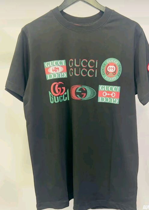 Camisolas da cor preto e branco da marca gucci varios tamanhos