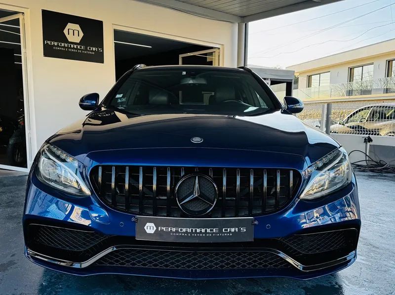 Mercedes-Benz C 220 d AMG Line Aut. foto 2