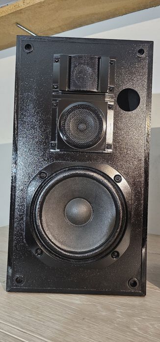Komuny głośnikowe JVC S-P33