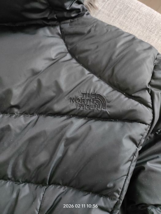 Damska puchowa kurtka The North Face rozmiar S czarna