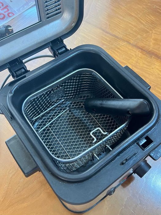 Fritadeira como nova