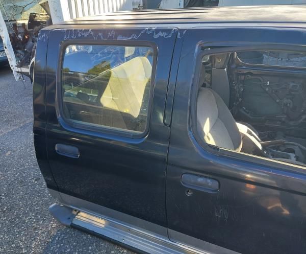 Porta trás direita NISSAN Navara Pick Up (D22)