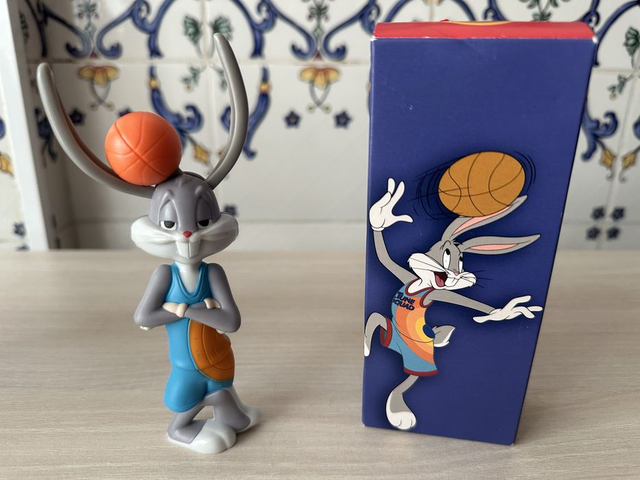 Space jam basket looney tunes lebron james mcdonalds basquetebol