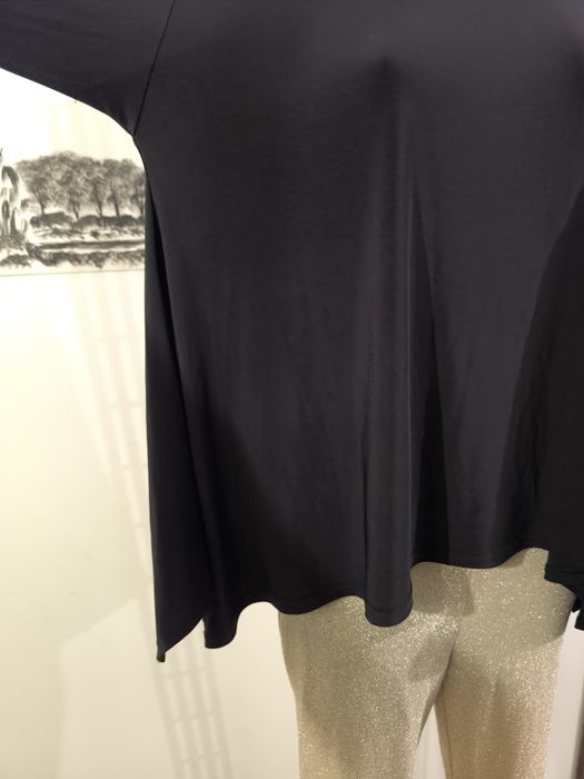 Nowa bluza Roman w rozmiarze 40