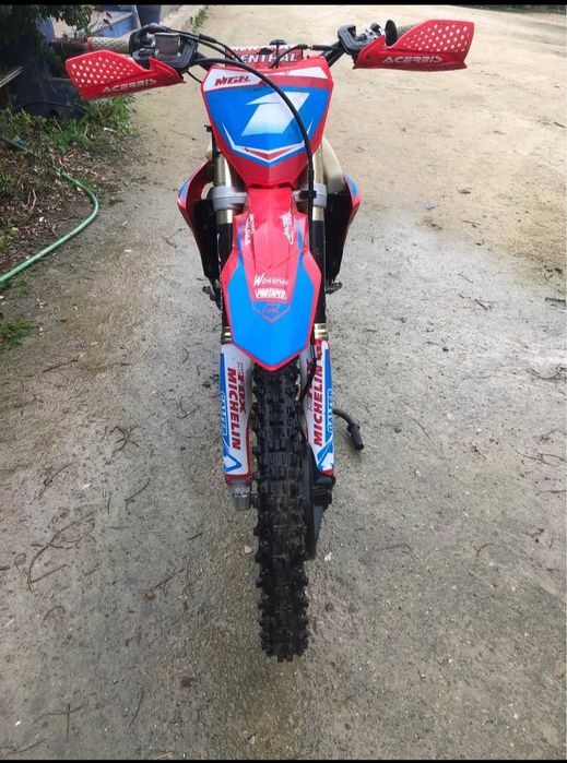 Honda crf 250r 19 com extras e peças suplentes incluídos no preço