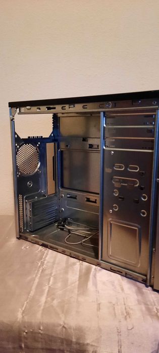 caixa para computador de torre