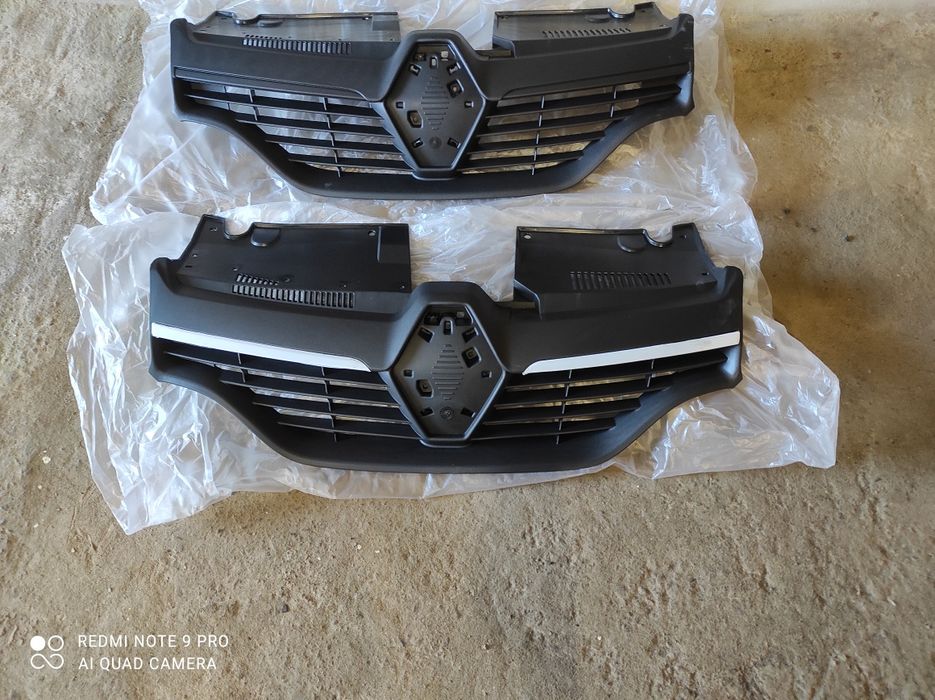 Решітка радіатора решотка решётка бампера Logan Symbol  Логан Симбол