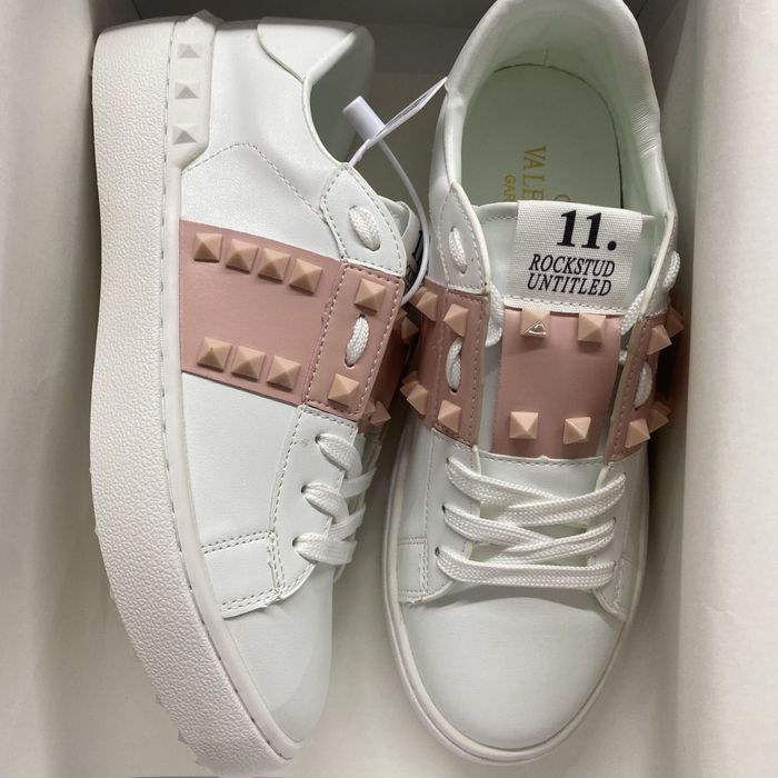 Кеди Valentino White/ Кросівки шкіряні зі стразами Валентино/ Garavani
