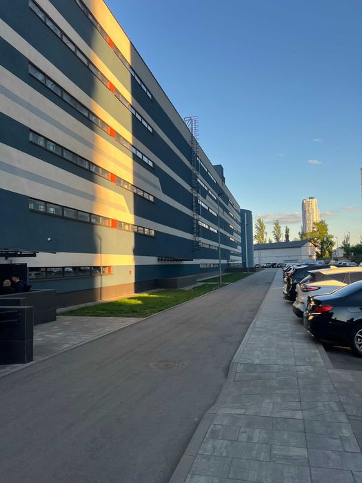Продаж паркінгу в ЖК Галактика ,м.Лівобережна